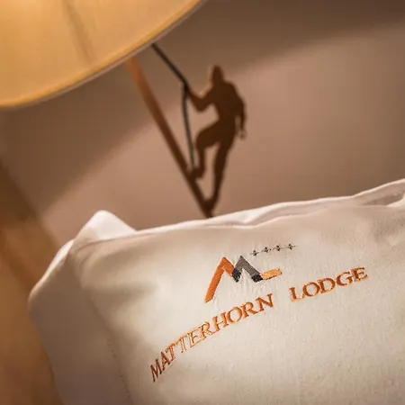 Hotel Matterhorn Boutique & 4*
