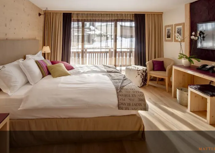 Hotel Matterhorn Boutique & 4*